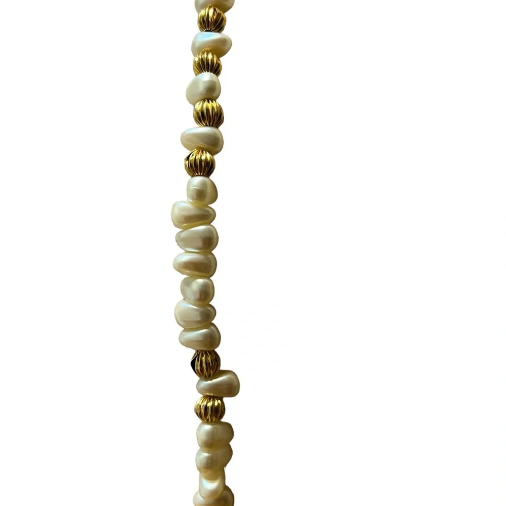 ✨ 3/$15 ✨ Faux Pearl Gold Accents Necklace